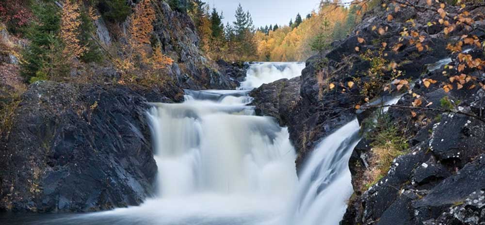 Водопад на реке суна